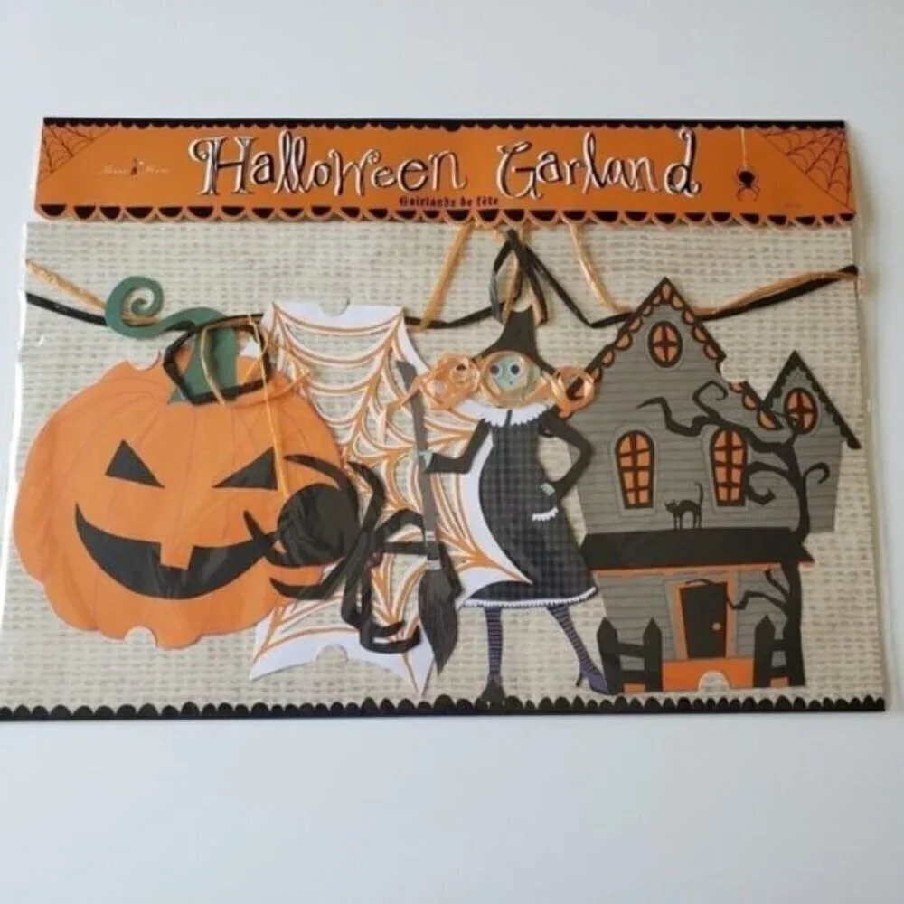 NWT - Meri Meri Halloween Paper Garland 8 ft. with 8 Pendants
